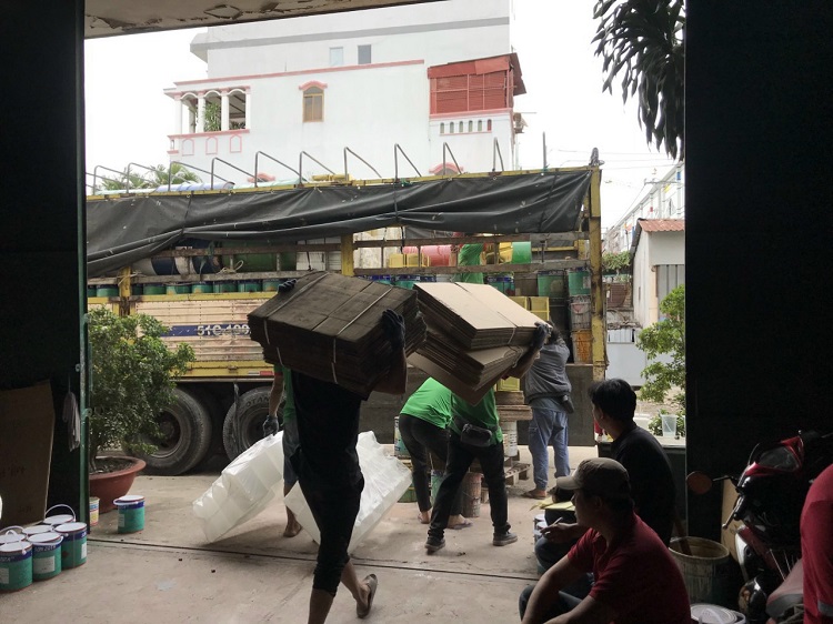 Dịch vụ cung cấp nhân công bốc xếp hàng hóa uy tín, giá rẻ số 1 Tphcm