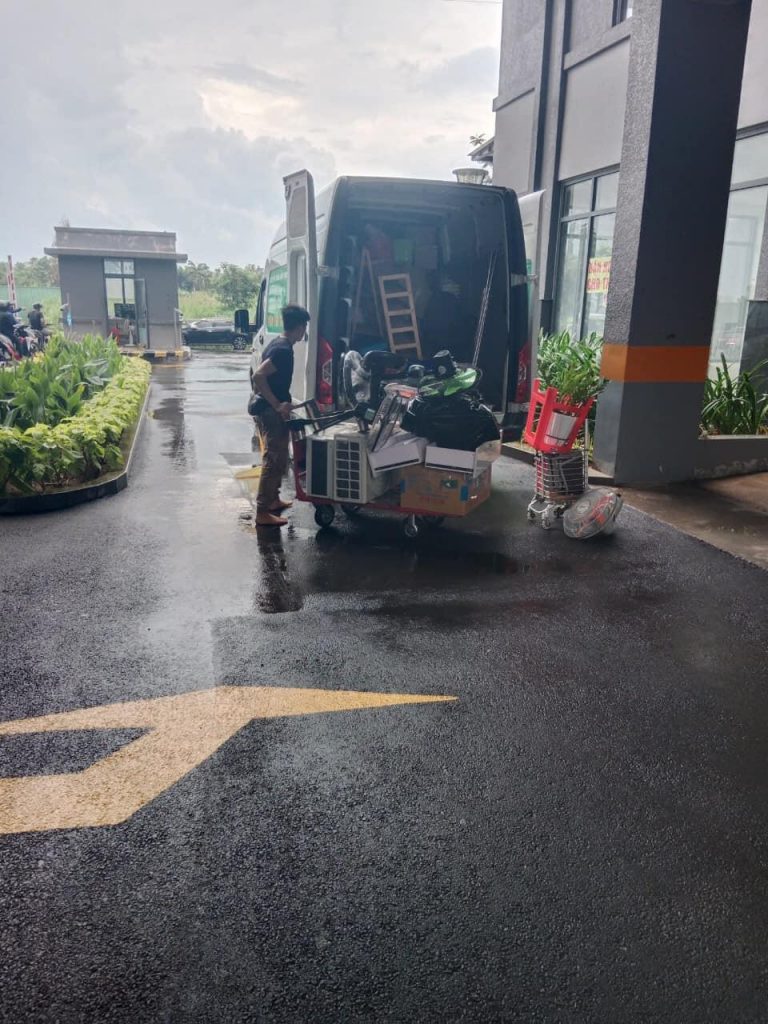 vận chuyển nhà chung cư, Công ty Chuyển Nhà Thân Thiện, dịch vụ vận chuyển nhà chung cư, dịch vụ vận chuyển nhà, Chuyển máy lạnh, Chuyển nội thất gia đinh, Chuyển Bàn ghế nội thất