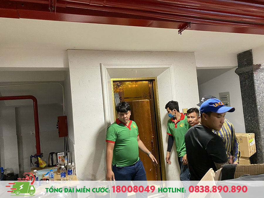 chuyen van phong quan 49