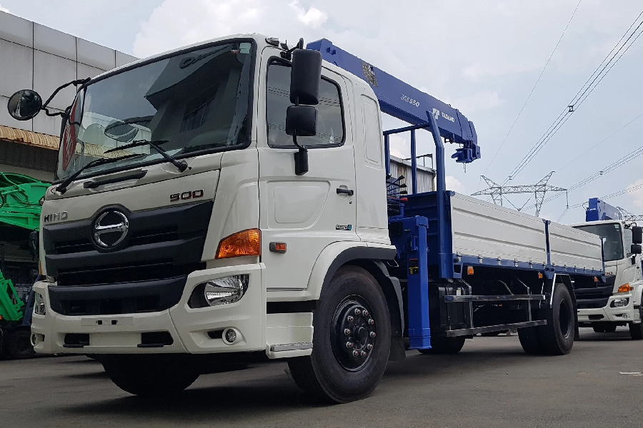 Dịch vụ cho thuê xe cẩu tại Hóc Môn 